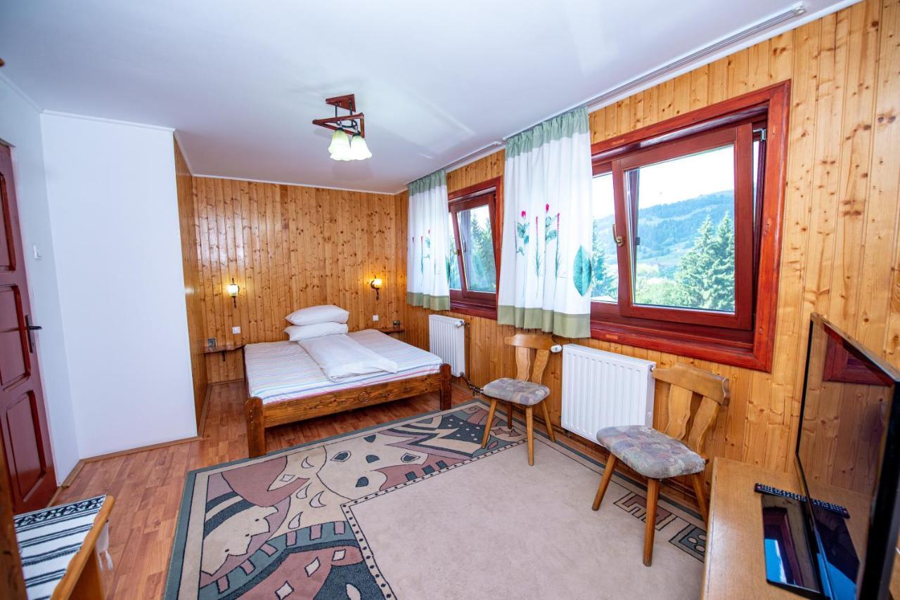 Pensiunea Flori De Camp Vatra Dornei Exteriér fotografie