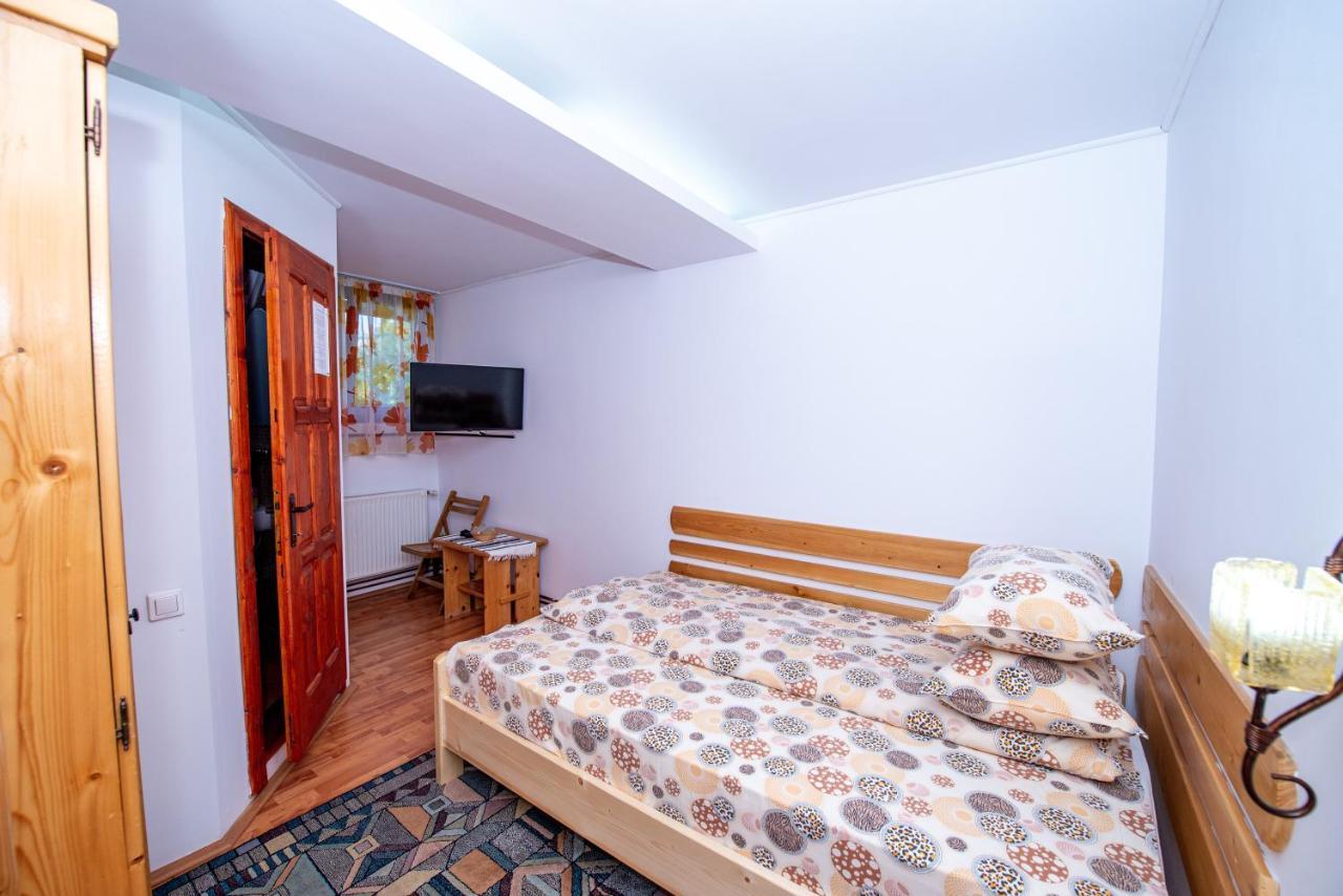 Pensiunea Flori De Camp Vatra Dornei Exteriér fotografie