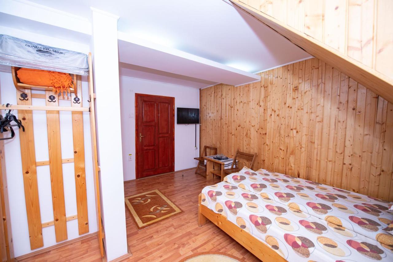 Pensiunea Flori De Camp Vatra Dornei Exteriér fotografie