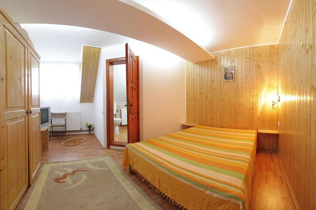 Pensiunea Flori De Camp Vatra Dornei Pokoj fotografie